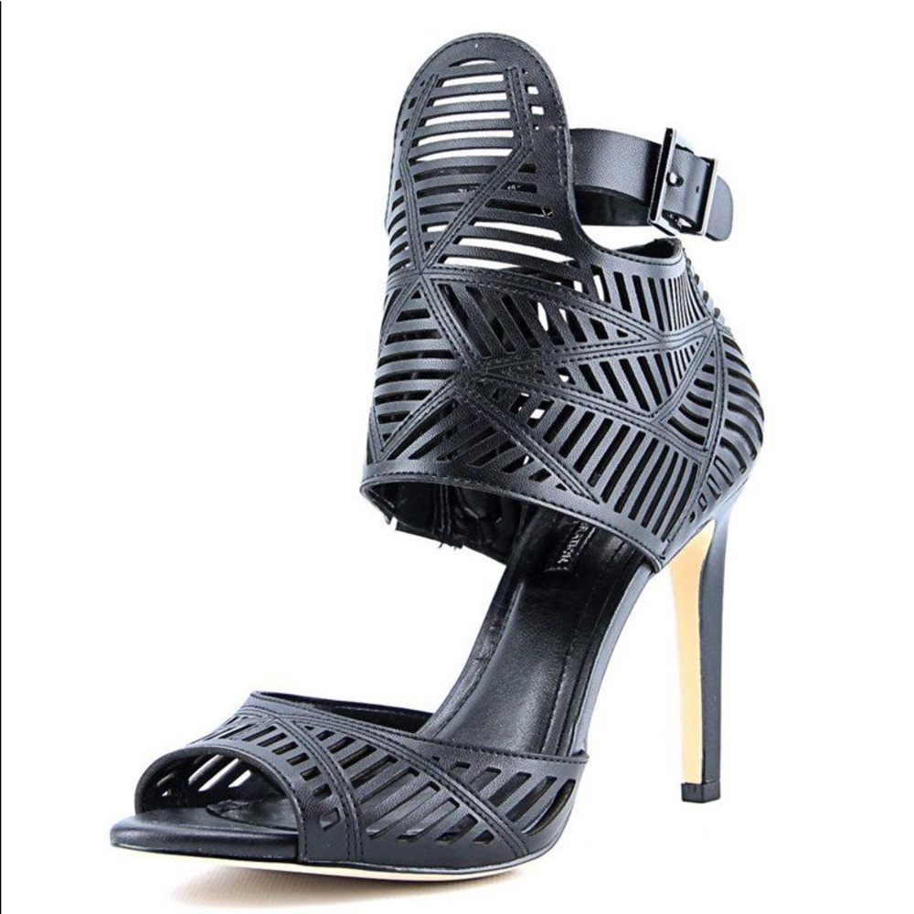 BCBG Catalina heel black size 8